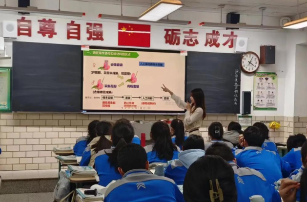 为什么同样的教育方法在学校有效在家里却失灵了不得不思考 为什么同样的教育方法在学校有效在家里却失灵了不得不思考